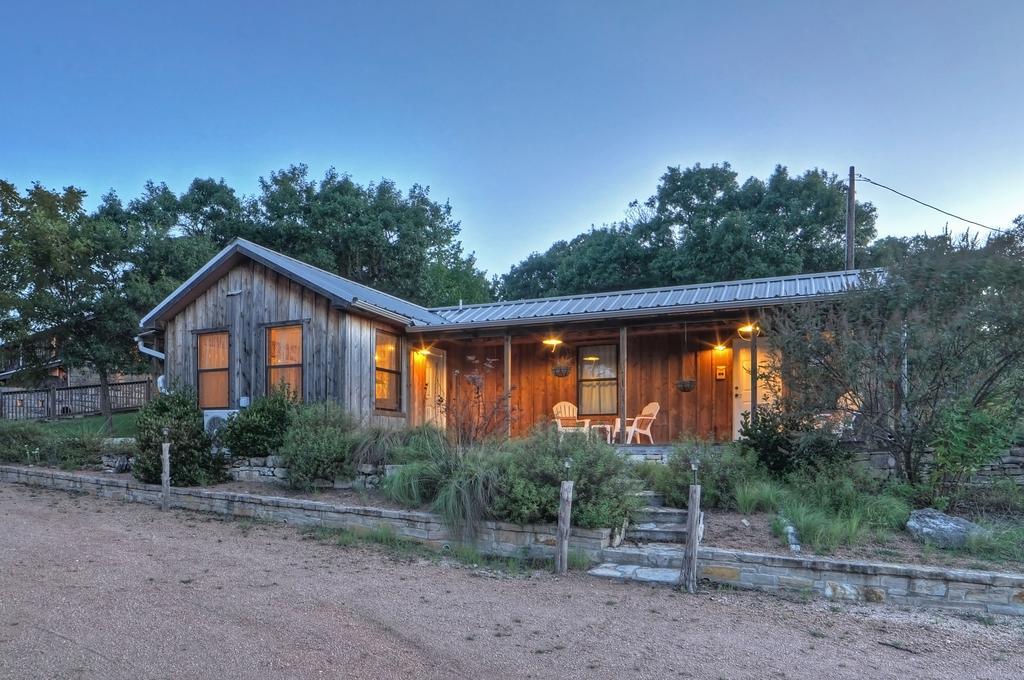 A Barn At The Quarry Fredericksburg Exterior foto